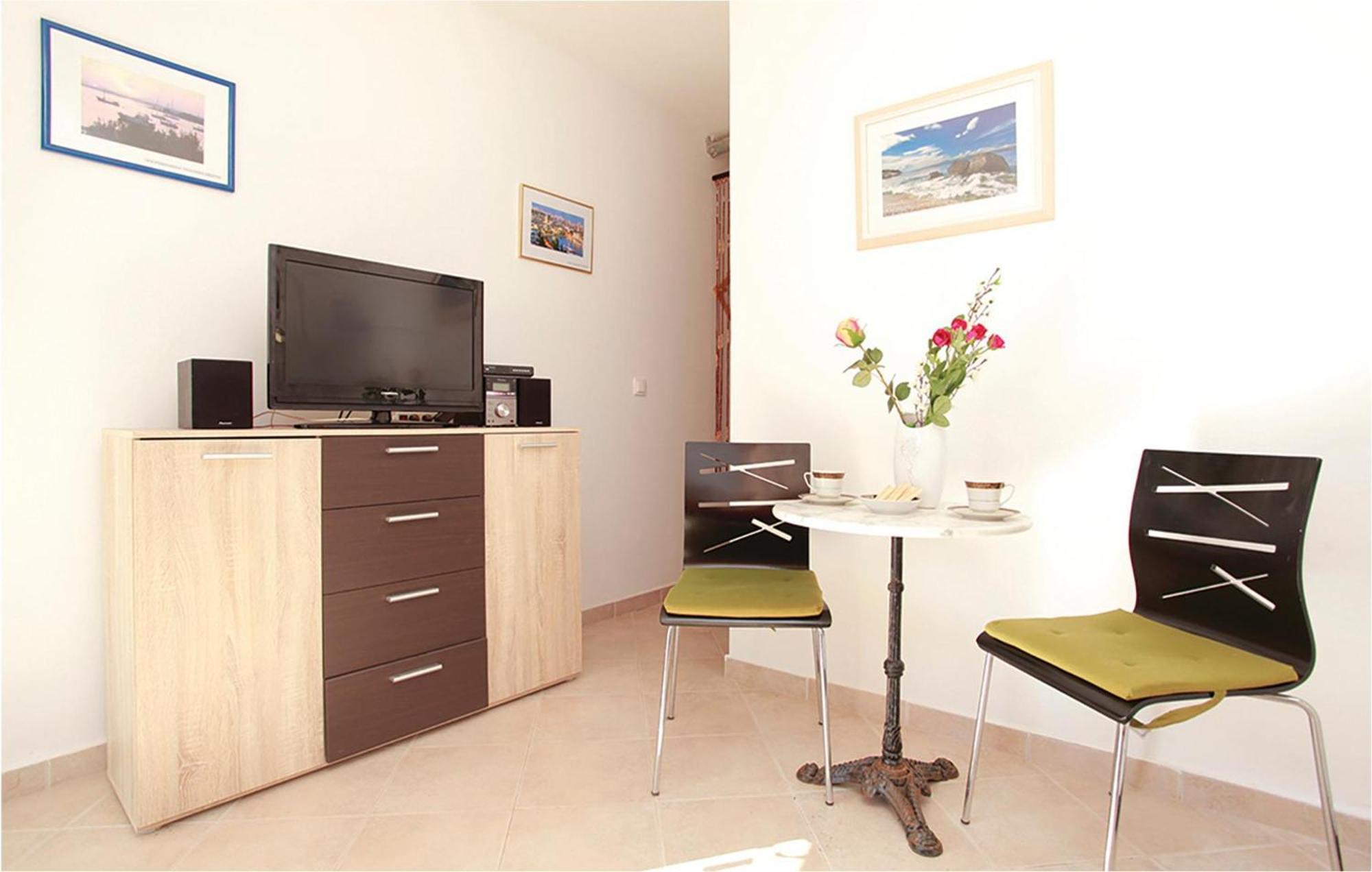 4 Bedroom Amazing Home In Vela Luka Exterior photo